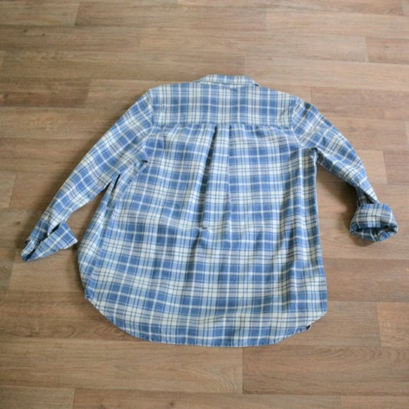 NWT Gap Women's Chambray Denim Plaid Button-up Shirt Size Small Tall - Picture 2 of 5